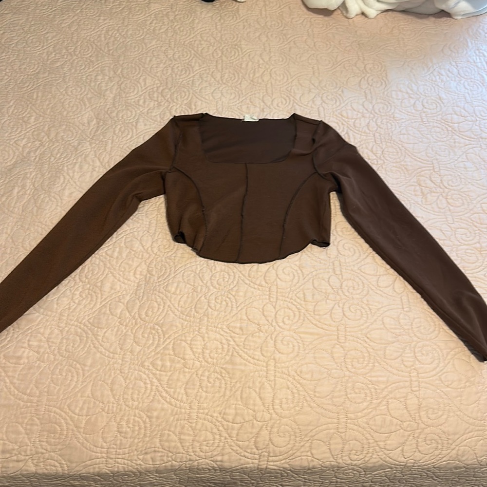 Brown long sleeve crop top